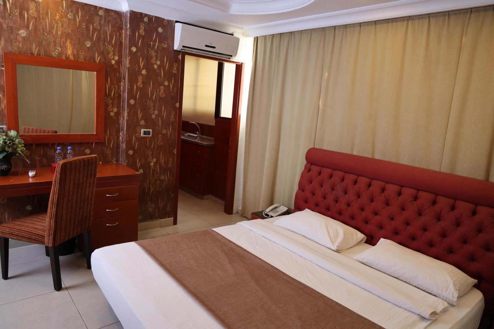 Duroy Hotel By Beverly Beirut Ngoại thất bức ảnh