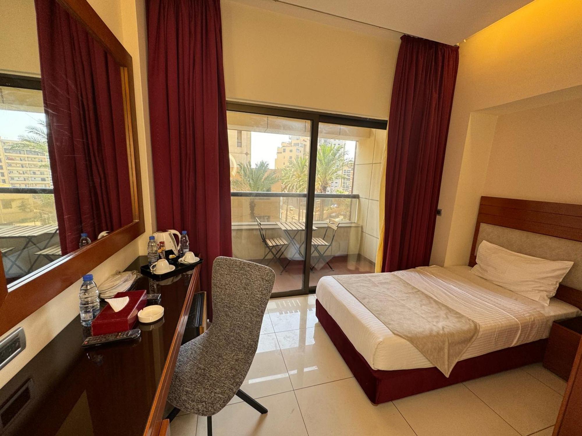 Duroy Hotel By Beverly Beirut Ngoại thất bức ảnh